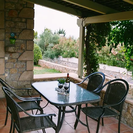 Eleon Villas Mani Βίλα
